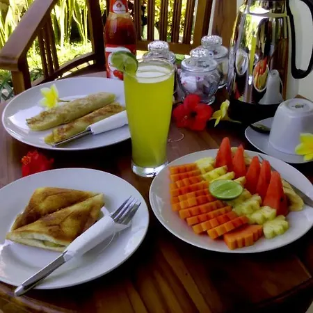 Threewin Homestay Ubud  Bagian luar foto